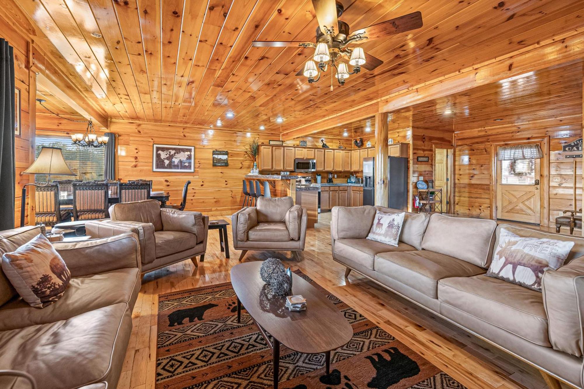 Knotty By Nature Sevierville Exterior photo
